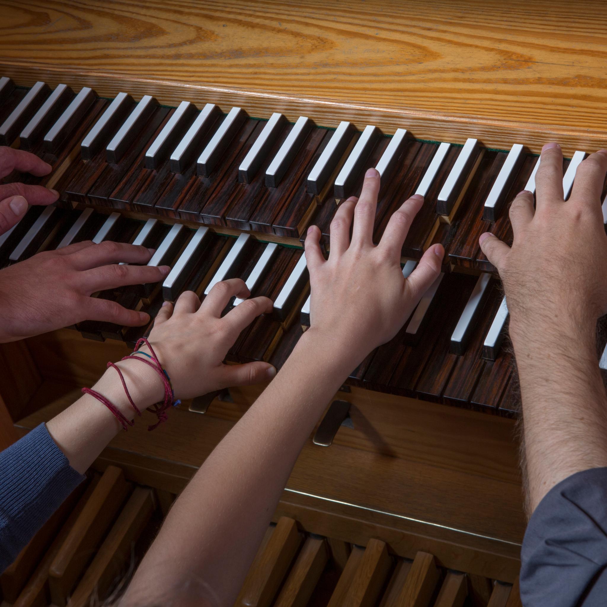 Orgelspieler (c) Bistum Mainz Orgelspieler